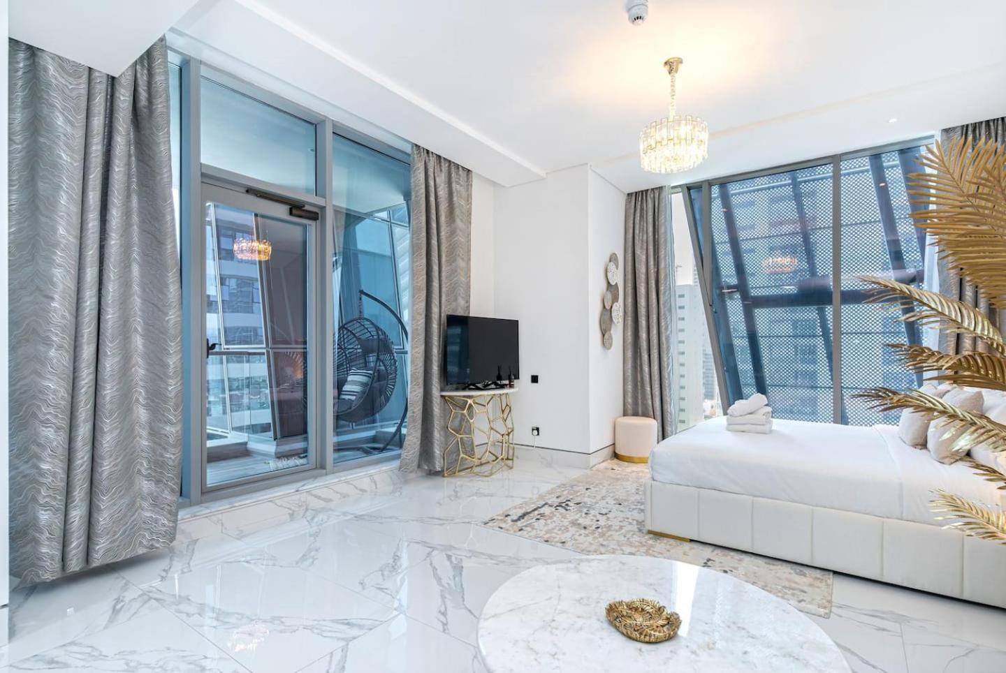 Futuristic Studio13 Min Walk To Burj Khalifa Apartment