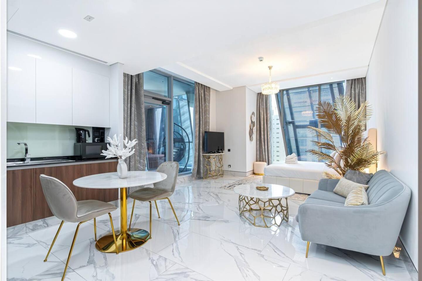 Futuristic Studio13 Min Walk To Burj Khalifa Apartment Dubai