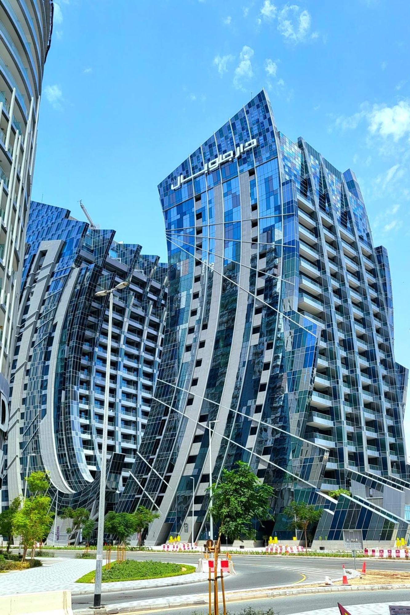 Futuristic Studio13 Min Walk To Burj Khalifa * Dubai